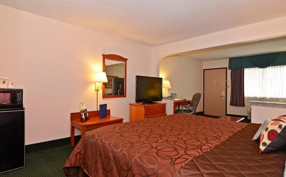 Econo Lodge Inn & Suites Memphis Esterno foto