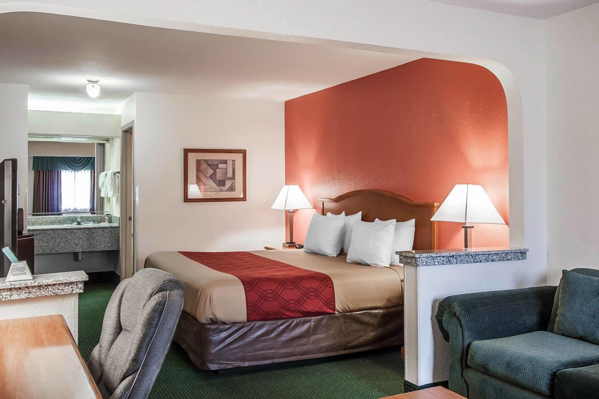Econo Lodge Inn & Suites Memphis Esterno foto