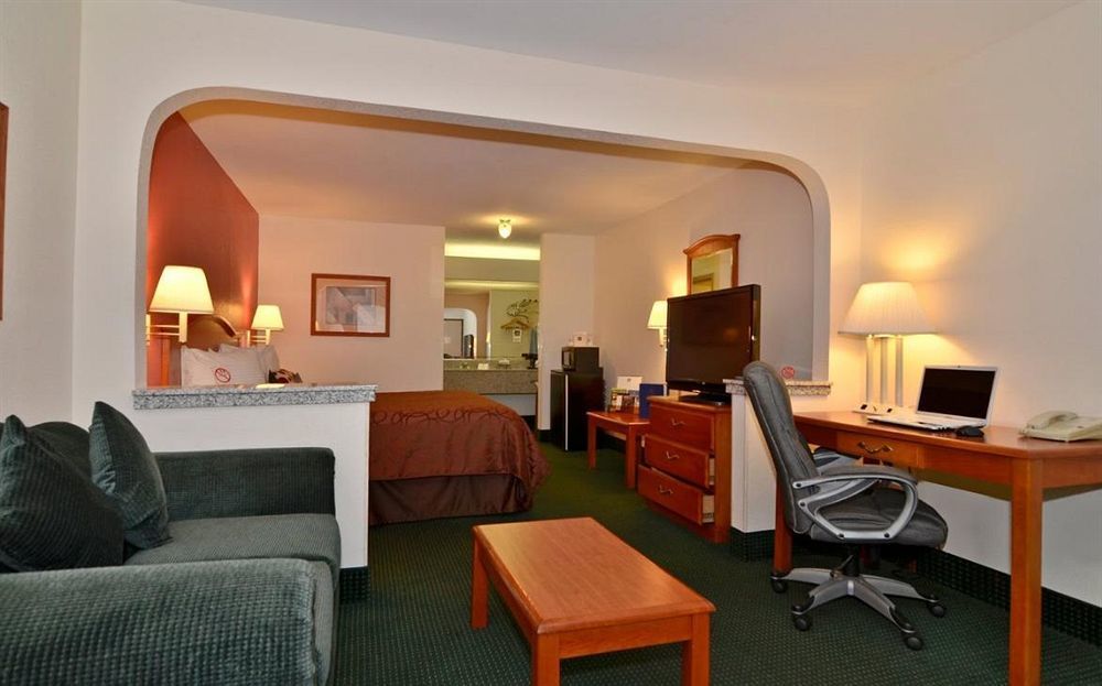 Econo Lodge Inn & Suites Memphis Esterno foto